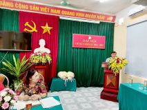 lãnh đạo xã lên phát biểu chỉ đạo